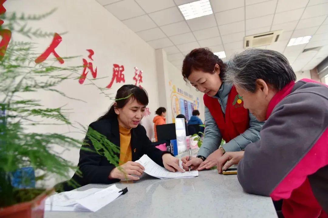 久久爰V最新版：升级焕新，尽享全新体验之旅